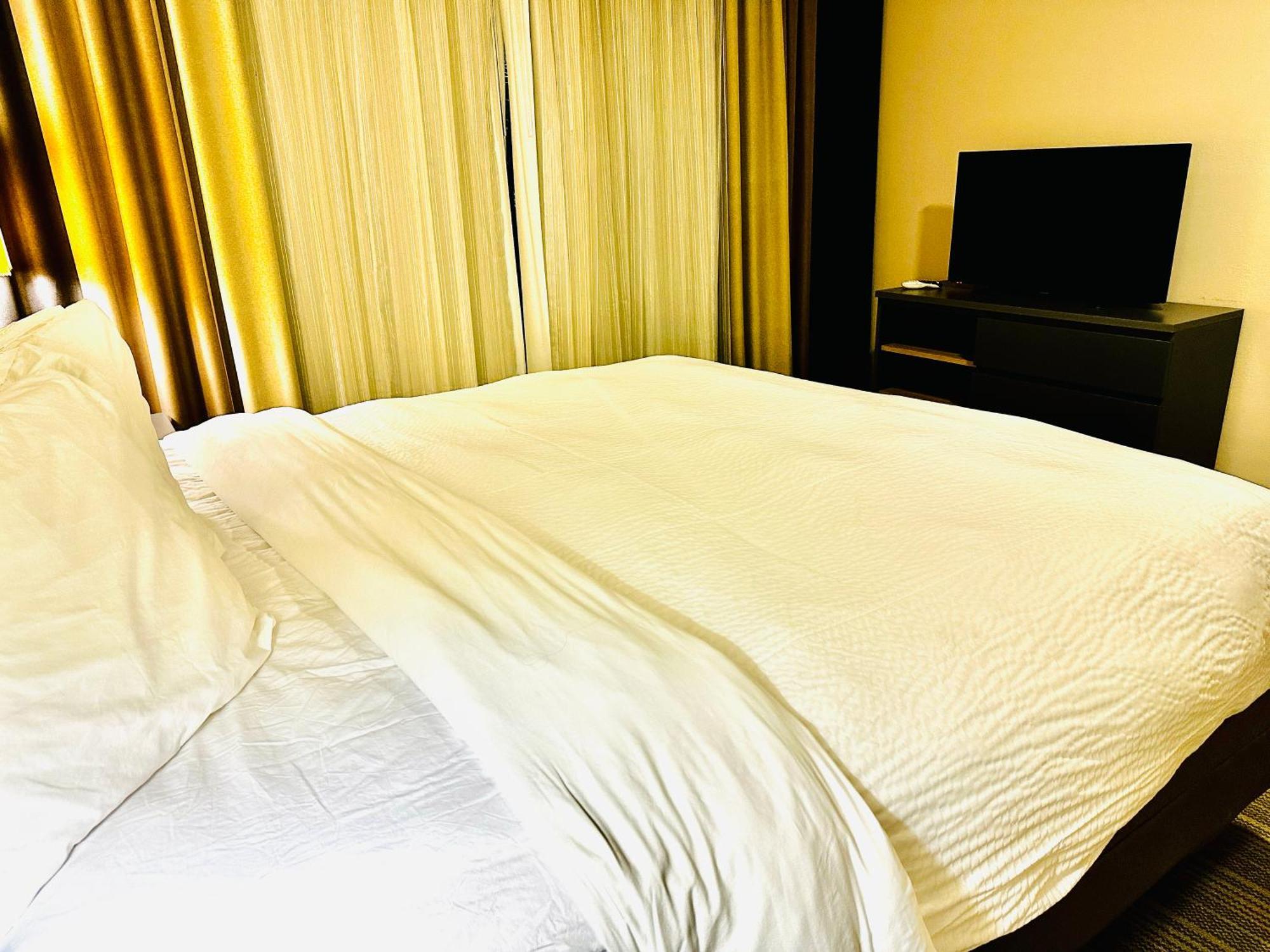 Radiant Inn And Suites 默弗里斯伯勒 外观 照片