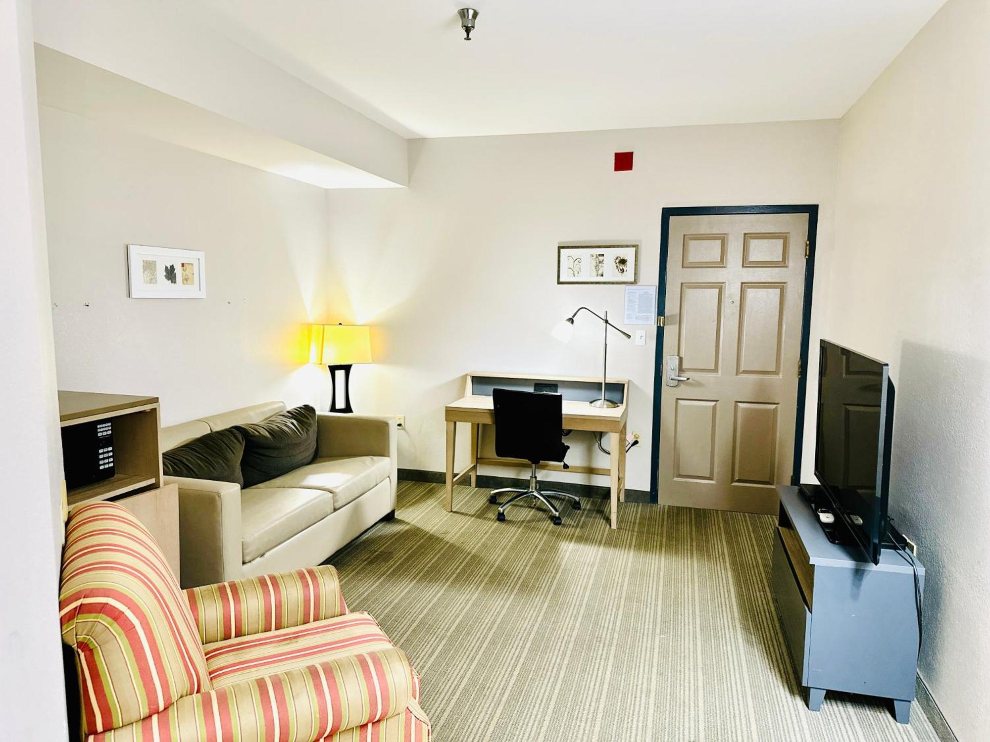 Radiant Inn And Suites 默弗里斯伯勒 外观 照片
